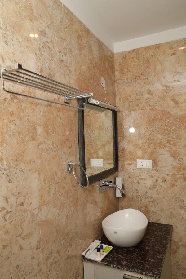 Hotel Cordelia Inn By Devpaga Hotels Pvt Ltd Rishīkesh Exterior foto